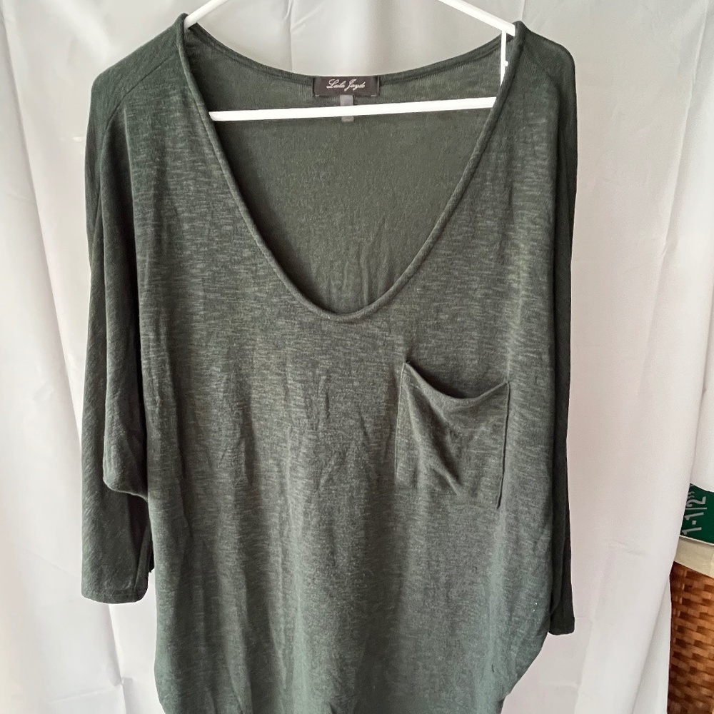 Laila Jayde Dolman Sleeve Top